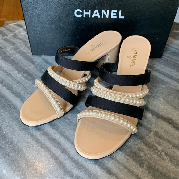 Chanel Mules Beige/Black Lambskin & Grossgrain size 38 - Picture 2 of 8